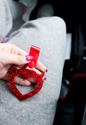 MINI TSURI KEYCHAIN - BLOODY MINI HEART